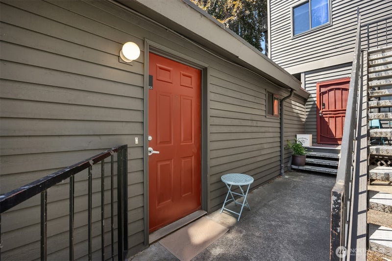 4111 Whitman Avenue N 205