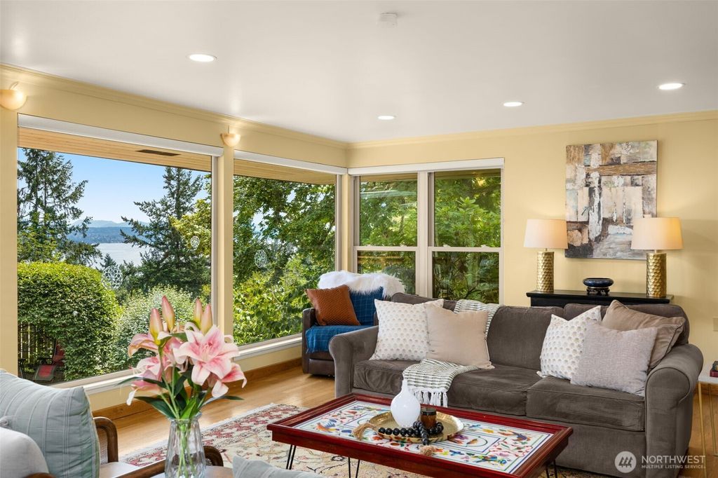 Photo of 3912 NE 127th Street, Seattle, WA 98125 (MLS # 2403391)