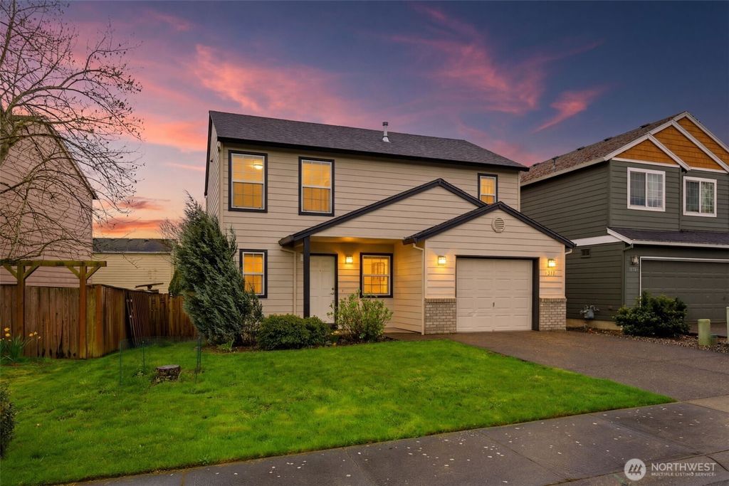 Photo of 1205 NE 165TH Way, Ridgefield, WA 98642 (MLS # 2497426)