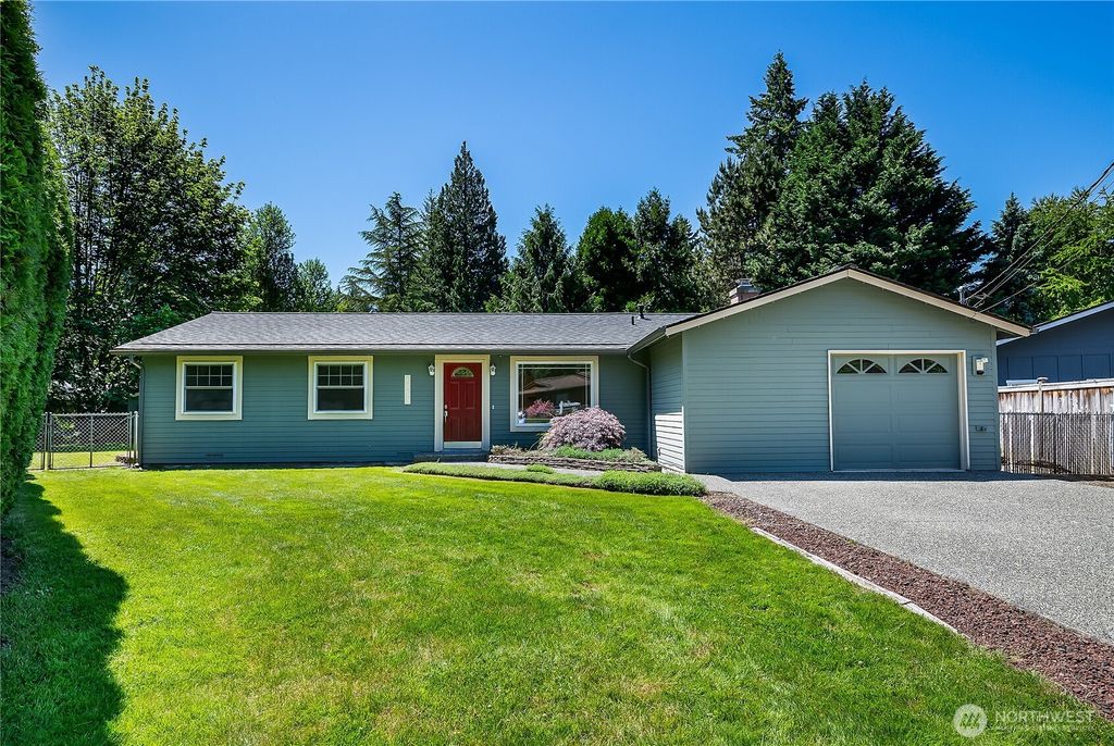 Photo of 6053 211th Avenue NE, Redmond, WA 98053 (MLS # 2367526)