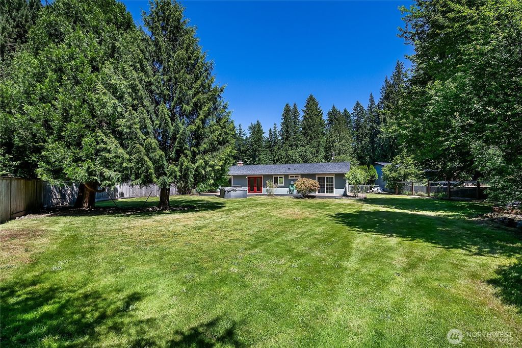 Photo of 6053 211th Avenue NE, Redmond, WA 98053 (MLS # 2367526)