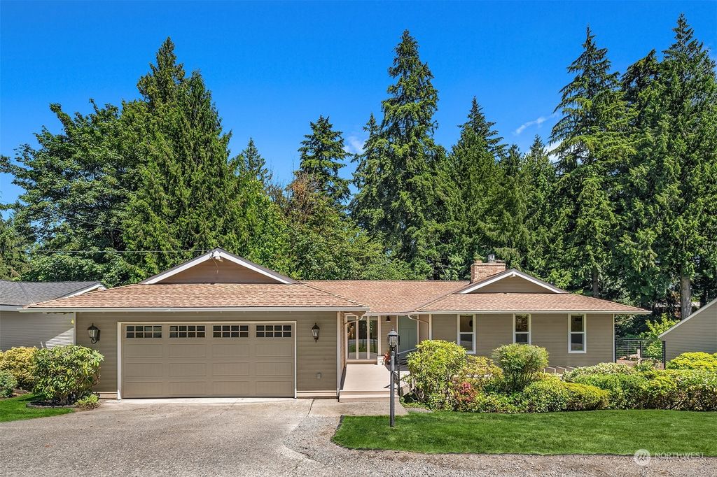 Photo of 3210 102nd Avenue NE, Bellevue, WA 98004 (MLS # 2259067)