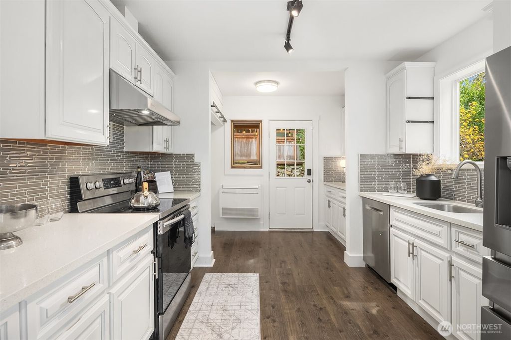 Photo of 3414 15th Avenue S, Seattle, WA 98144 (MLS # 2382574)