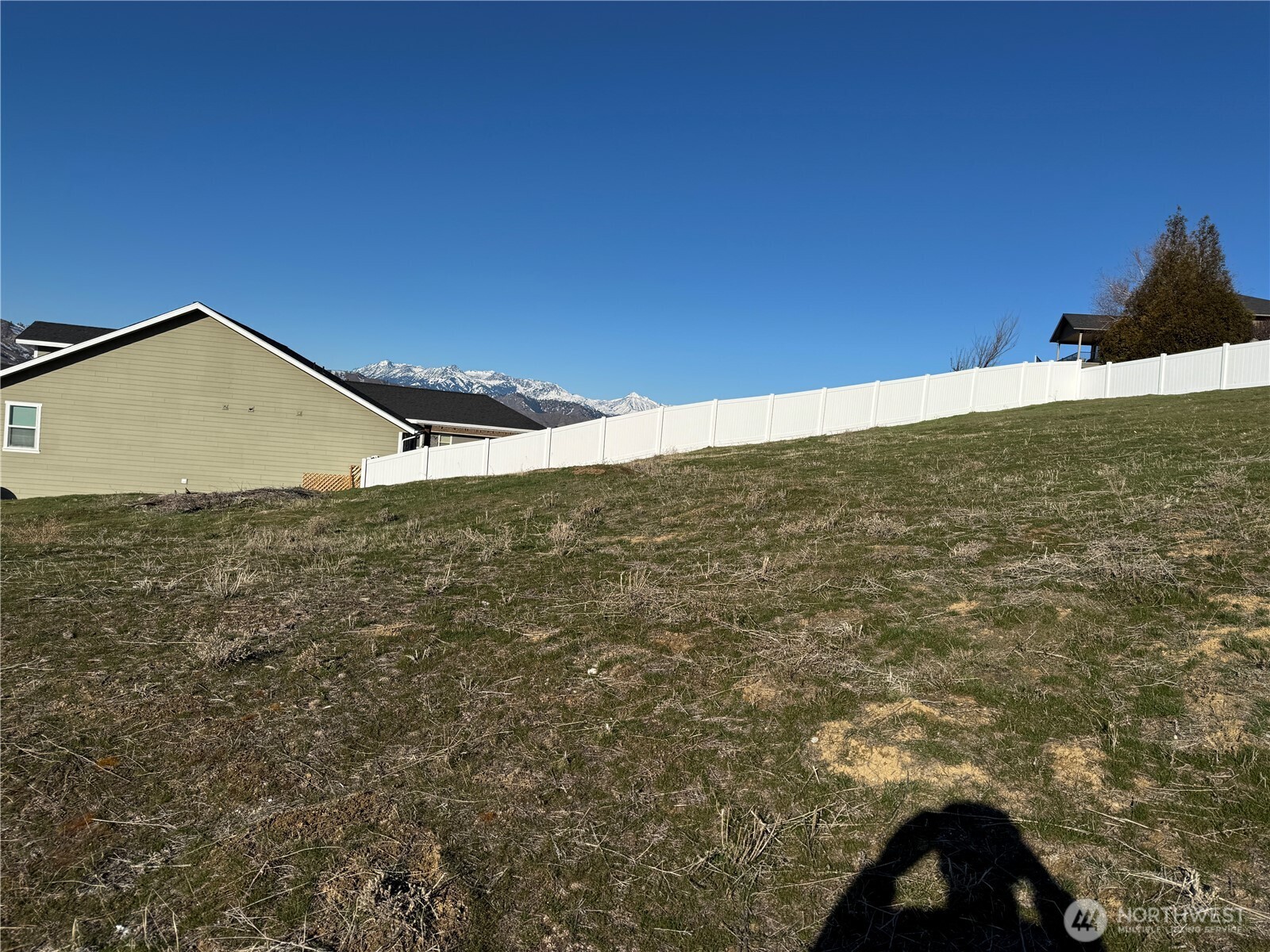 990 Sage Crest Drive