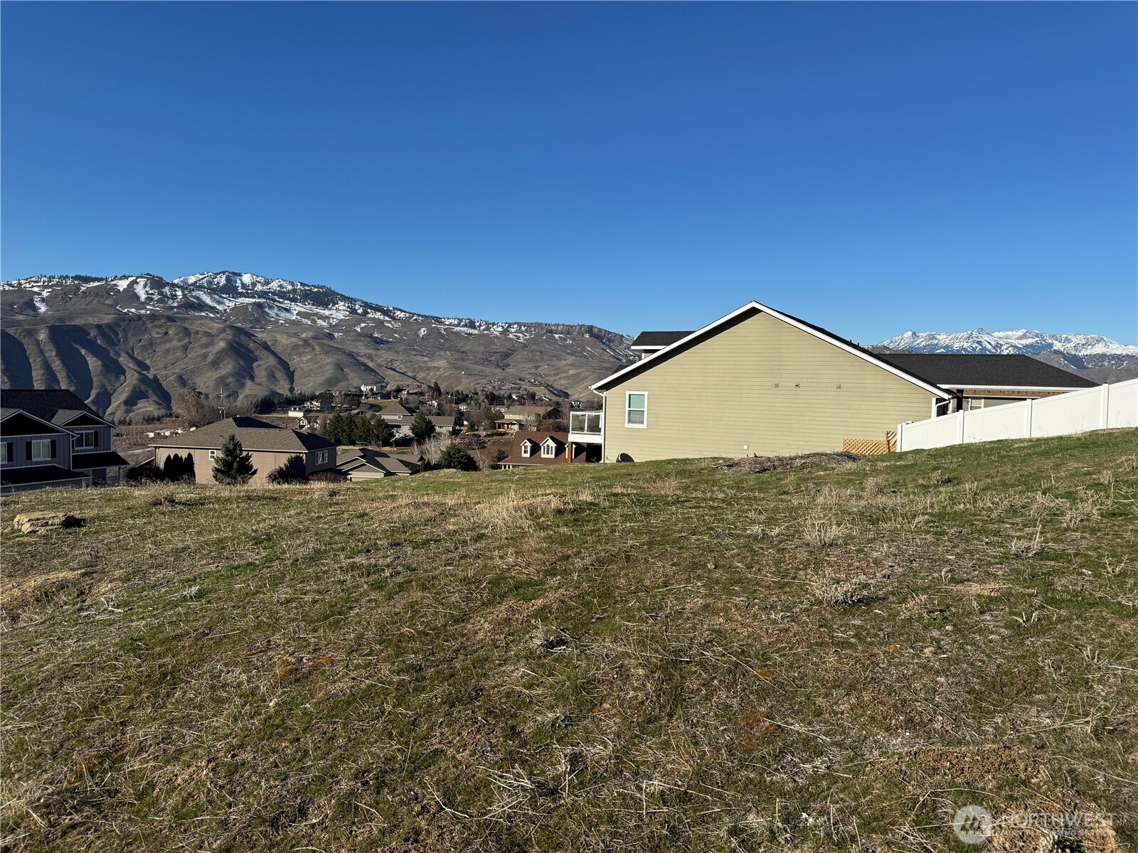 990 Sage Crest Drive