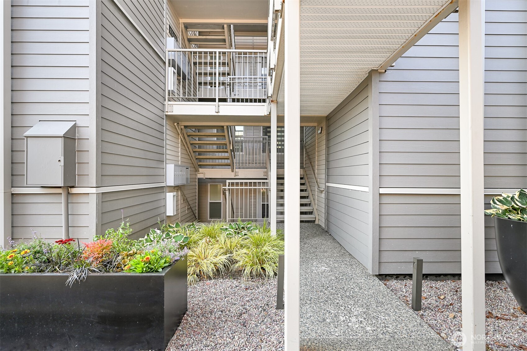 600 S State Street 212