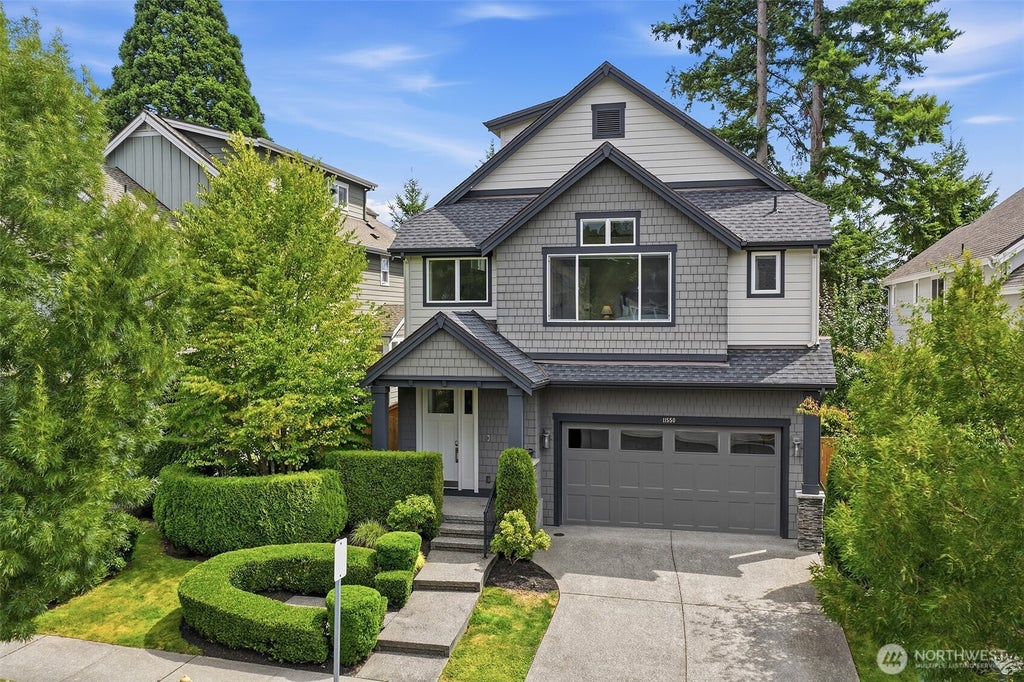 Photo of 11550 174th Avenue NE, Redmond, WA 98052 (MLS # 2553888)