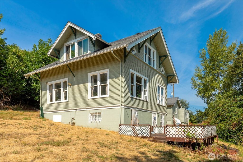 Photo of 3836 Letitia Avenue S, Seattle, WA 98118 (MLS # 2438291)