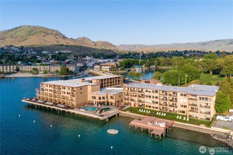 Photo of 322 W Woodin Avenue #512, Chelan, WA 98816 (MLS # 2489065)