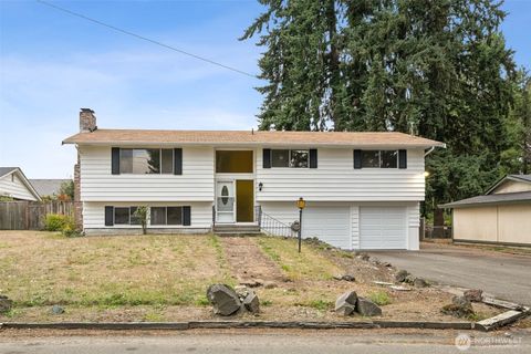 Photo of 14218 25th Avenue E, Tacoma, WA 98445 (MLS # 2444753)