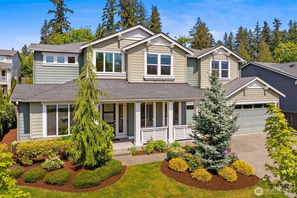 Photo of 17 242nd Street SE, Bothell, WA 98021 (MLS # 2518376)