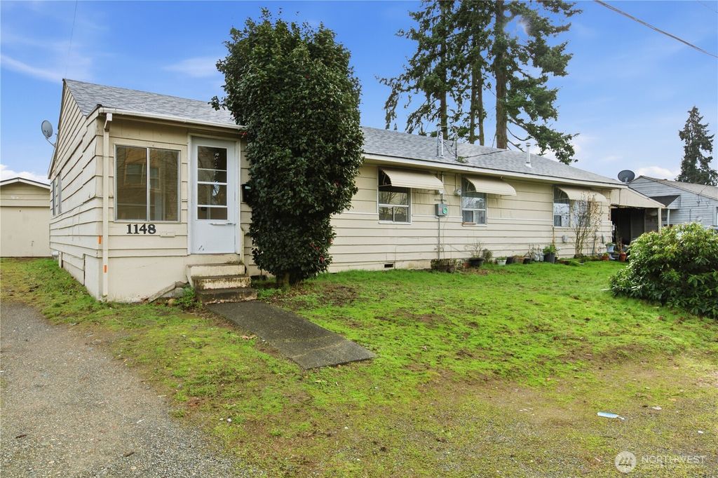 Photo of 1146 Glennwood Avenue NE, Renton, WA 98056 (MLS # 2478361)