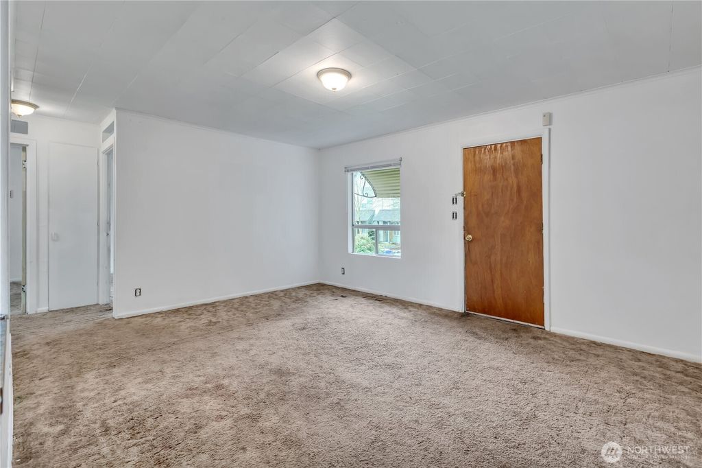 Photo of 1146 Glennwood Avenue NE, Renton, WA 98056 (MLS # 2478361)