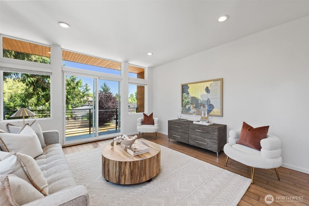 Photo of 9707 Woodlawn Avenue N, Seattle, WA 98103 (MLS # 2414976)