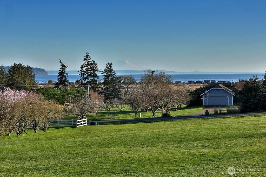 Photo of 1975 Hillvista Place, Freeland, WA 98249 (MLS # 2479860)