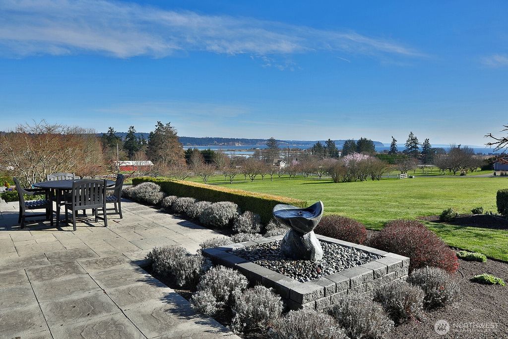 Photo of 1975 Hillvista Place, Freeland, WA 98249 (MLS # 2479860)