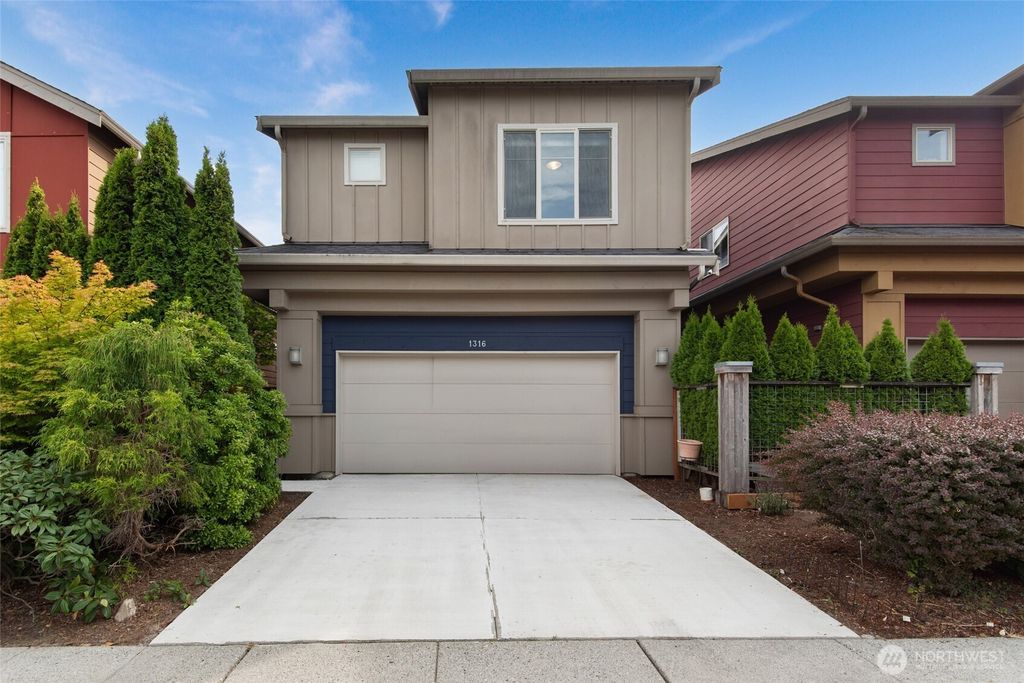 Photo of 1316 158th Street SW #86, Lynnwood, WA 98087 (MLS # 2415081)