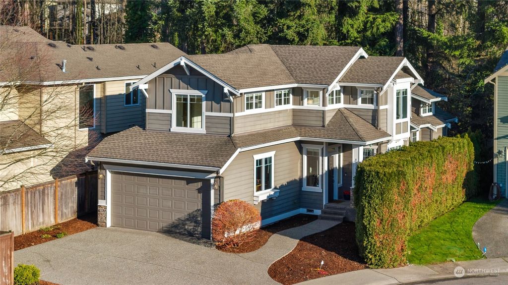 Photo of 8116 NE 179th Place, Kenmore, WA 98028 (MLS # 2185168)