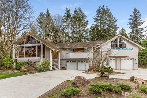 Photo of 2 Cascade Key Ky, Bellevue, WA 98006 (MLS # 2486129)