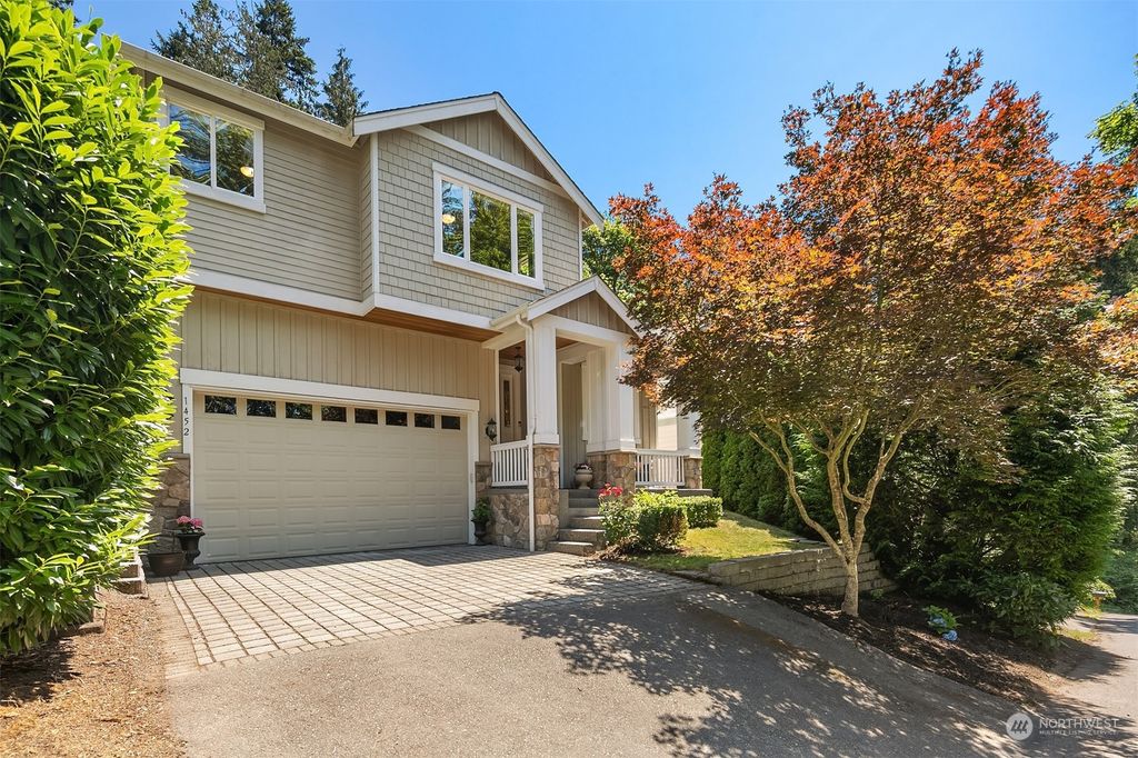 Photo of 1452 207th Avenue NE, Sammamish, WA 98074 (MLS # 2129302)