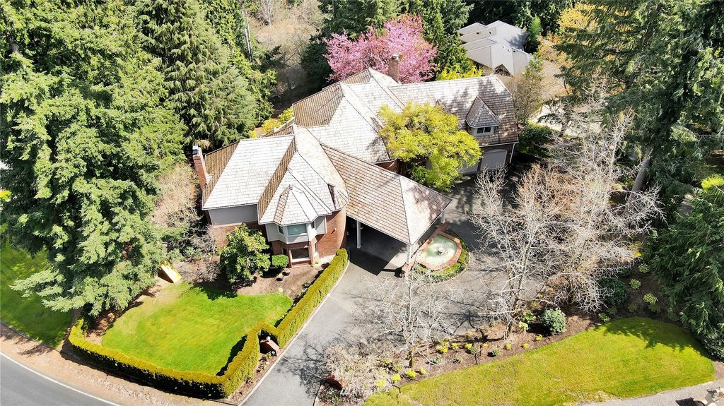 Photo of 18208 159th Avenue NE, Woodinville, WA 98072 (MLS # 1921577)