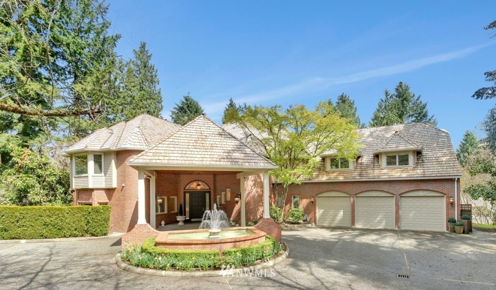 Photo of 18208 159th Avenue NE, Woodinville, WA 98072 (MLS # 1921577)