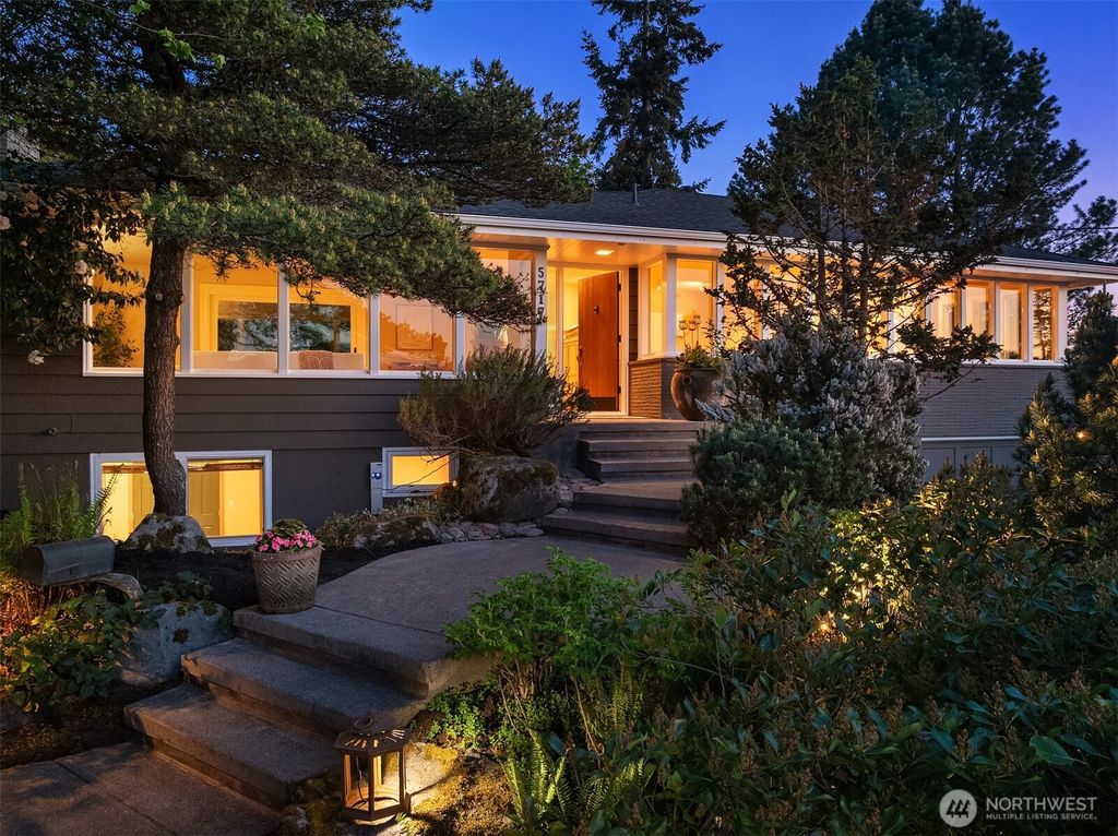 Photo of 5717 SW Hanford Street, Seattle, WA 98116 (MLS # 2368947)