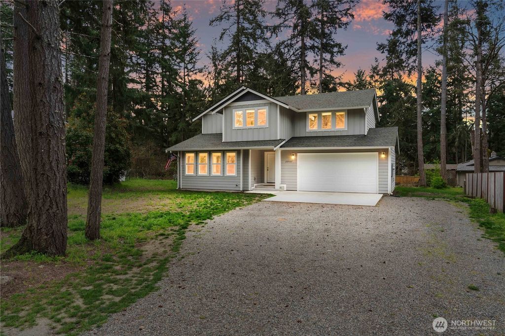 Photo of 22407 Basin View Court SE, Yelm, WA 98597 (MLS # 2505826)