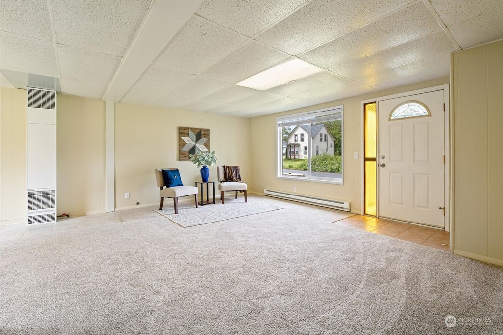 listing image 9366615864692392277