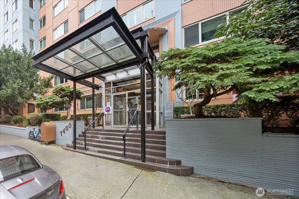 Photo of 1400 Hubbell Place #512, Seattle, WA 98101 (MLS # 2521307)