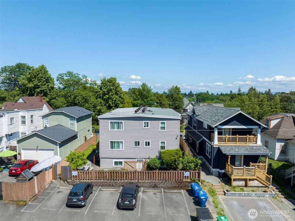 Photo of 711 21st Avenue, Seattle, WA 98122 (MLS # 2417426)