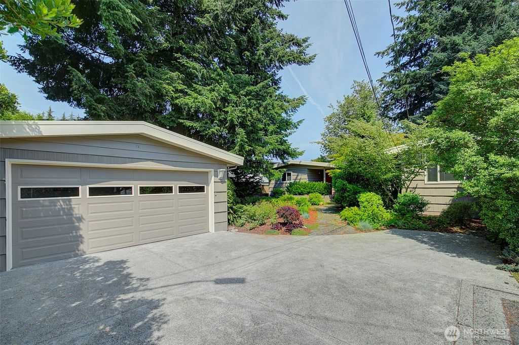 Photo of 614 NW 126th Place, Seattle, WA 98177 (MLS # 2380560)