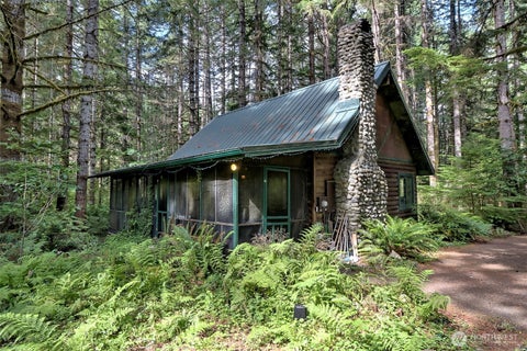 Photo of 832 N Lake Cushman Road, Hoodsport, WA 98548 (MLS # 2568922)