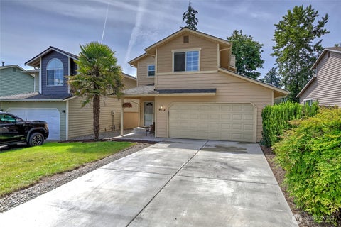 Photo of 912 137th Street SW, Everett, WA 98204 (MLS # 2543677)