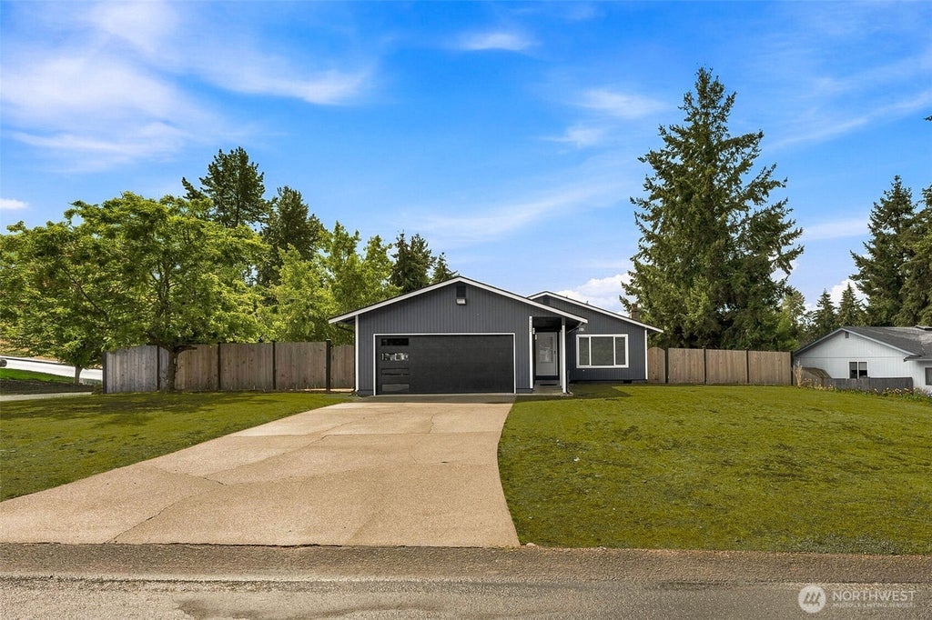 Photo of 9122 159th Street E, Puyallup, WA 98375 (MLS # 2574921)