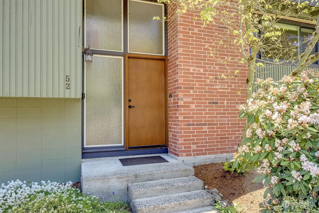 Photo of 52 158th Place SE, Bellevue, WA 98008 (MLS # 2228176)