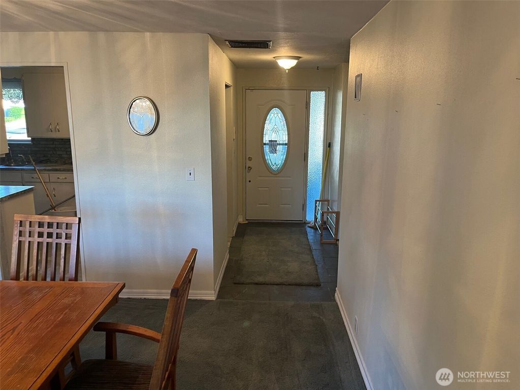 Photo of 1535 23rd Street SE, Auburn, WA 98002 (MLS # 2416918)