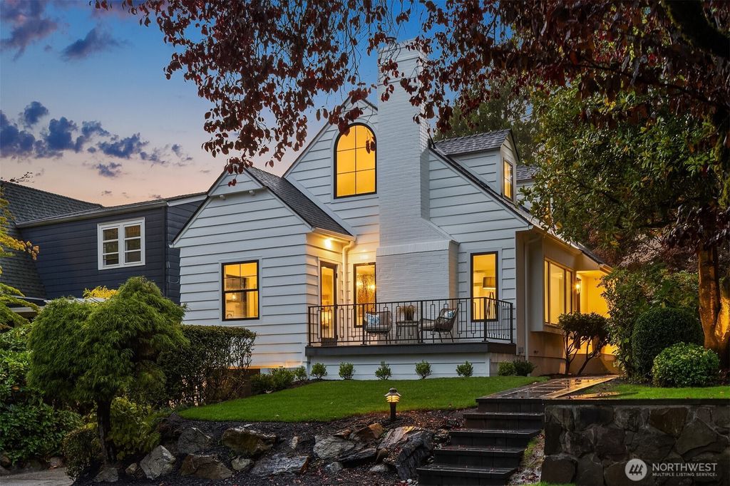 Photo of 4318 NE 41st Street, Seattle, WA 98105 (MLS # 2444178)