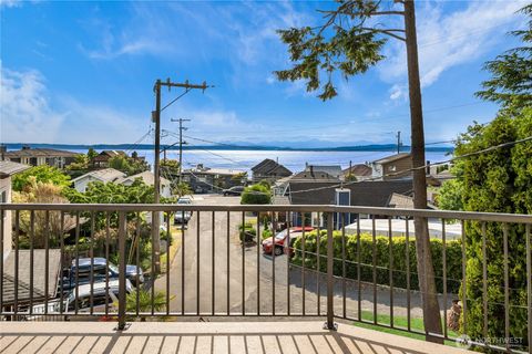 Photo of 5305 SW Shore Place Pl, Seattle, WA 98136 (MLS # 2465789)
