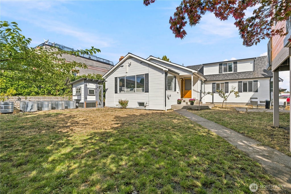 Photo of 8012 25th Avenue NW, Seattle, WA 98117 (MLS # 2578672)