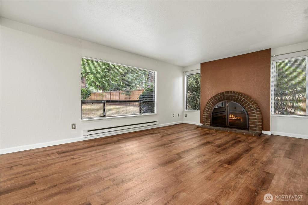 Photo of 709 143rd Avenue NE #G-25, Bellevue, WA 98007 (MLS # 2551161)