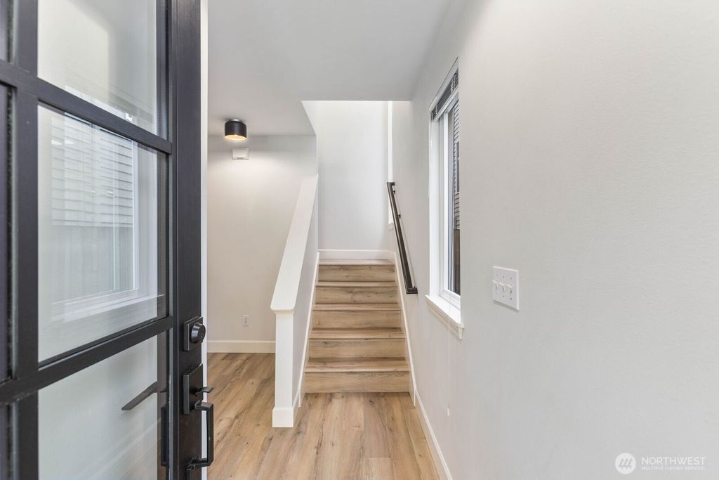 Photo of 4206 36th Avenue W, Seattle, WA 98199 (MLS # 2506600)