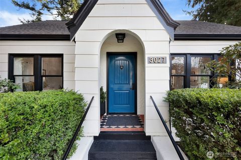 Photo of 3027 NE 91st Street, Seattle, WA 98115 (MLS # 2484901)