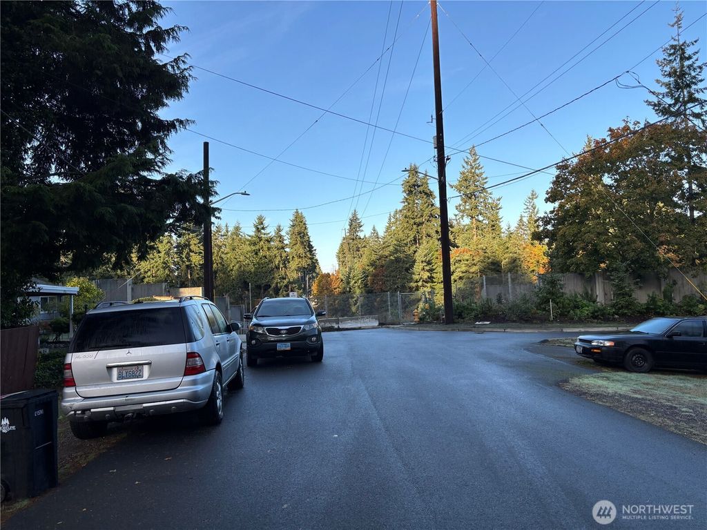 Photo of 821 195th Street St, Shoreline, WA 89155 (MLS # 2447480)