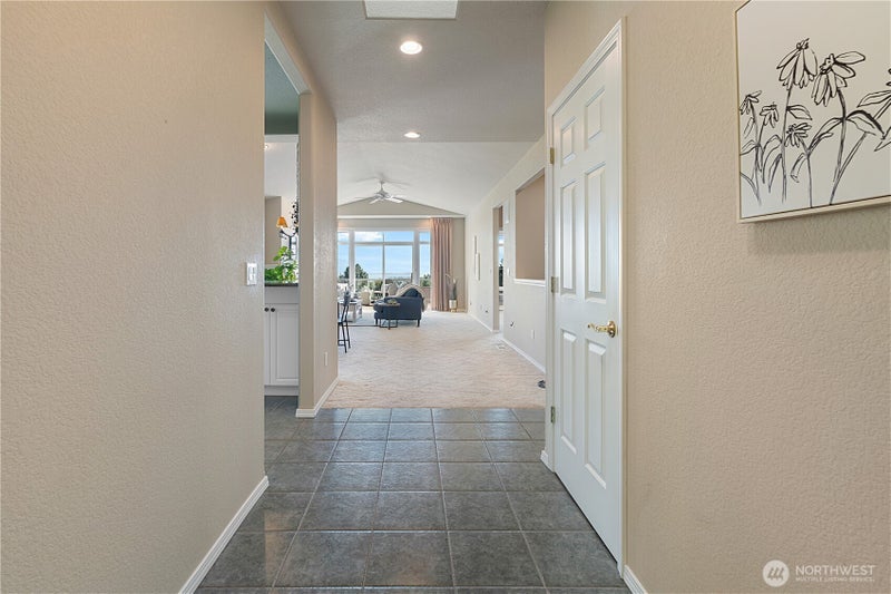3909 View Ridge 14