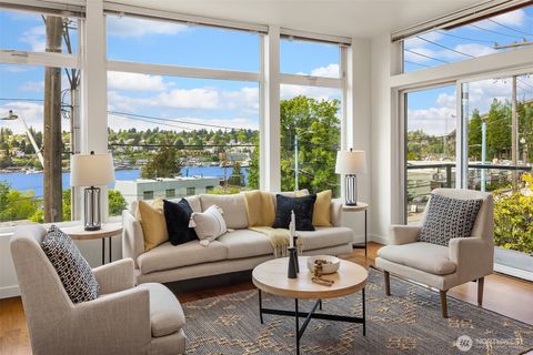 Photo of 2960 Eastlake Avenue E #213, Seattle, WA 98102 (MLS # 2523767)