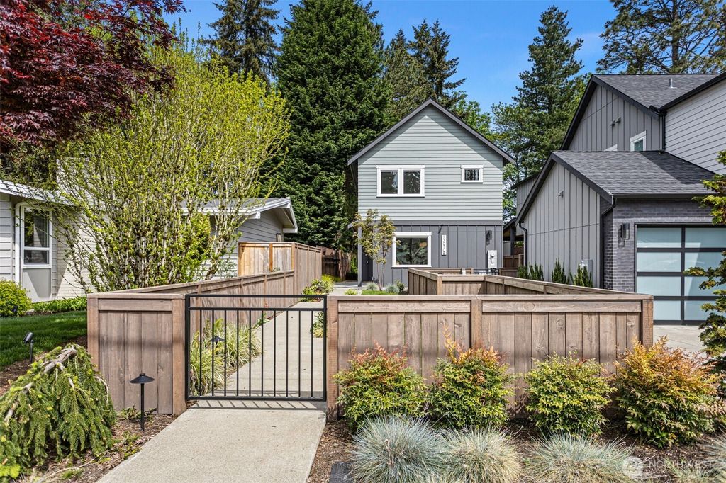 Photo of 13010 NE 113th Street #2, Kirkland, WA 98033 (MLS # 2517463)