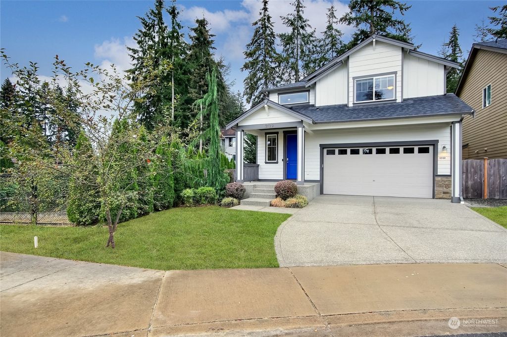 Photo of 12122 23rd Drive SE, Everett, WA 98208 (MLS # 2129142)