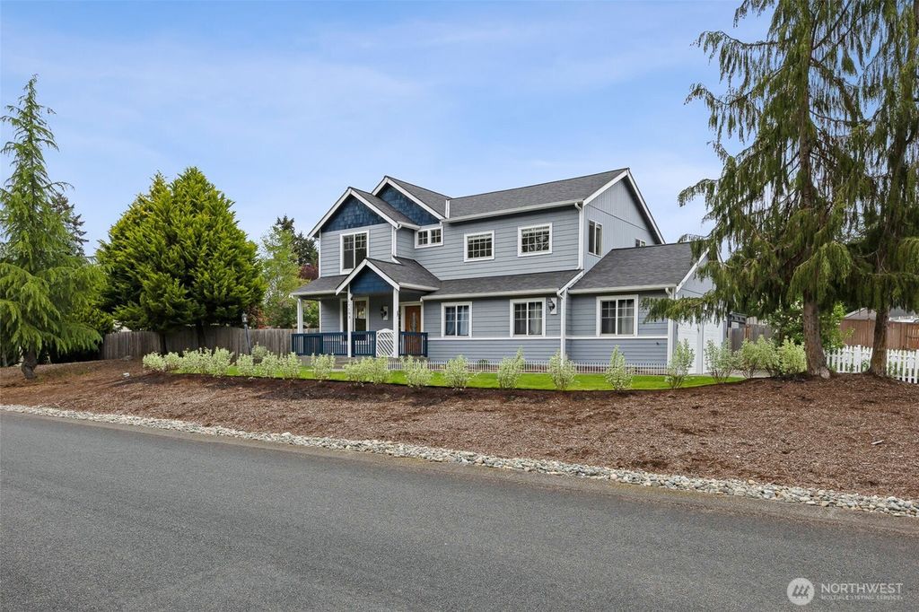 Photo of 17103 112th Street Ct E, Bonney Lake, WA 98391 (MLS # 2519645)
