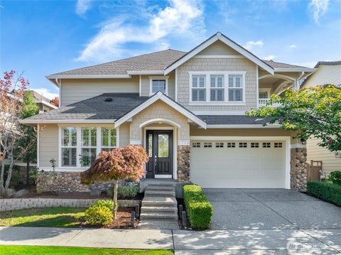 Photo of 1726 28th Avenue NE, Issaquah, WA 98029 (MLS # 2592713)